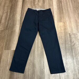 Haggar Men's Classic Navy Dress Pants